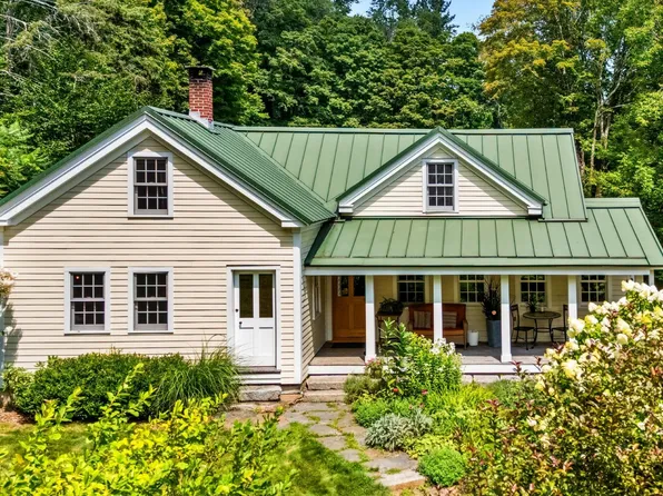 78 Carter Rd, Becket, MA 01223