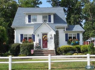 22 South Rd, Wayne, NJ 07470