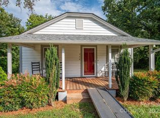 579 Hollis Rd, Hollis, NC 28040