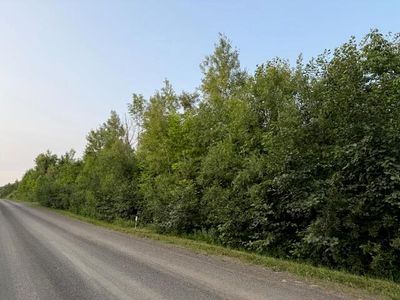 E McDonald Road, Mapleton, ME, 04757