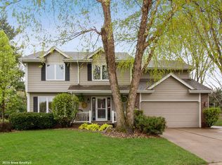 3901 98th St, Urbandale, IA 50322