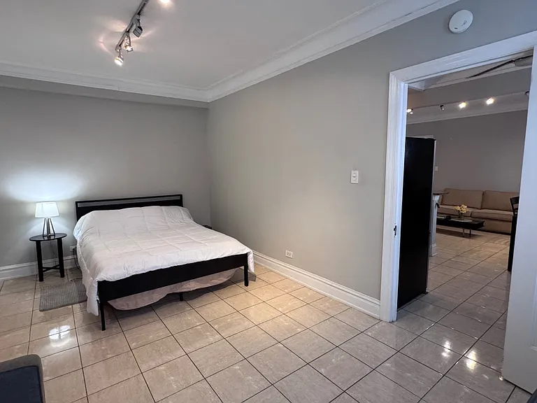 1205 W Sherwin Ave #507 — Photo 9
