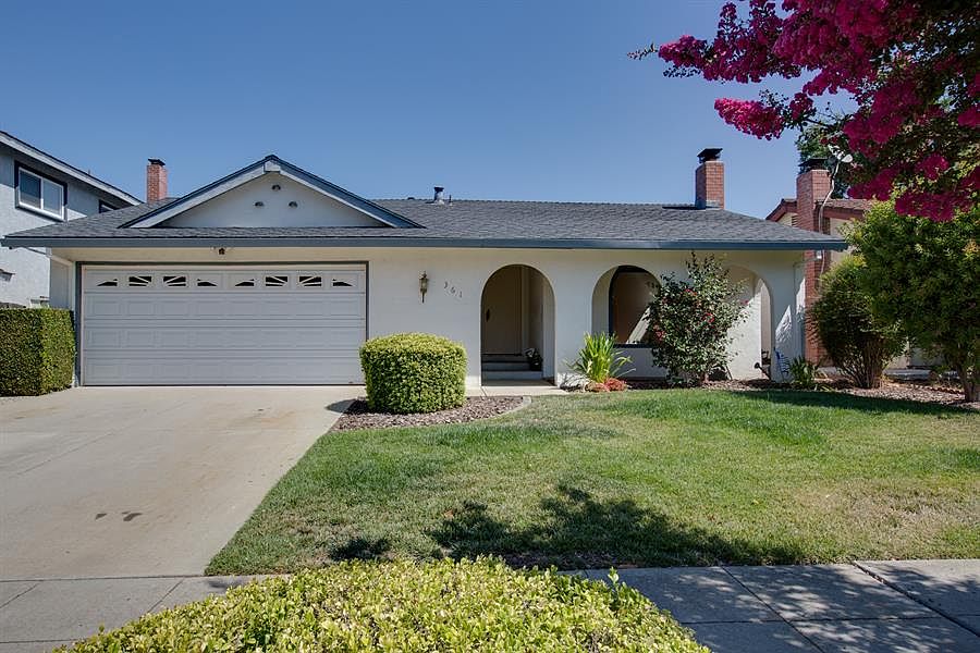 1st image of 361 Los Pinos Way