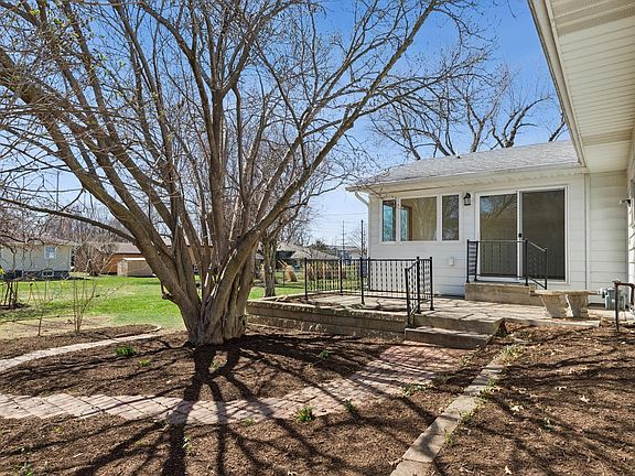 5th image of 1127 15th St