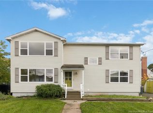 106 York St, Moncton, NB E1C2Z2