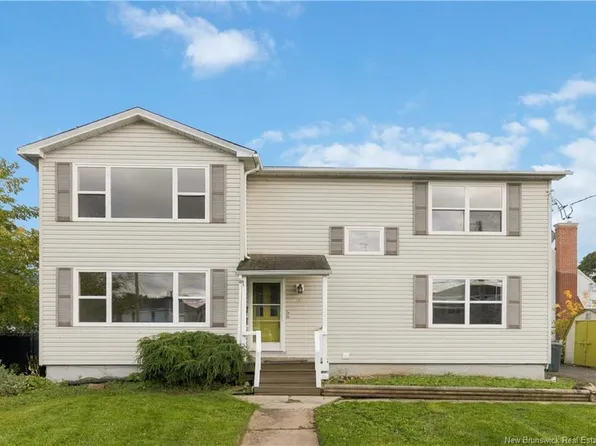 106 York St, Moncton, NB E1C 2Z2