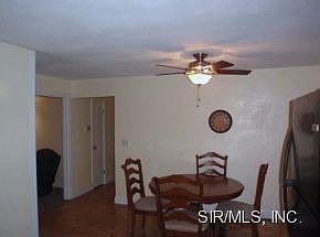 4th image of 1608 Wellington Dr