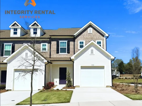 1450 Prickly Pear Dr, Kannapolis, NC 28083