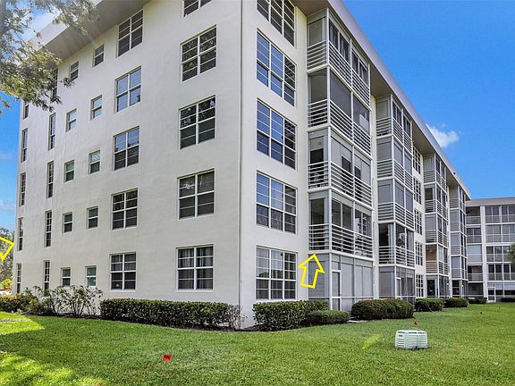 5th image of 555 Oaks Lane #201