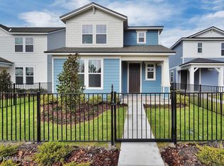 624 Hawthorn Park Cir, Yulee, FL 32097