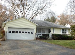 178 Lincoln Pkwy, Crystal Lake, IL 60014