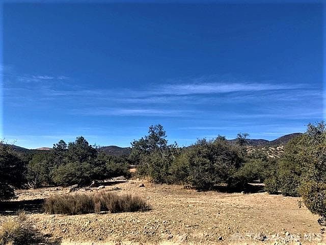 2nd image of 25701 Horseshoe Ln