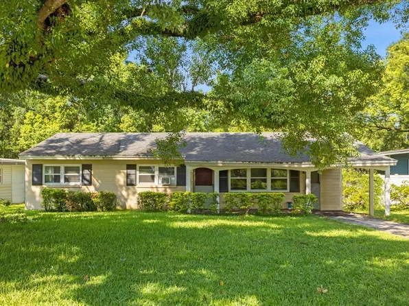 2516 Lake Wade Ct, Orlando, FL 32806