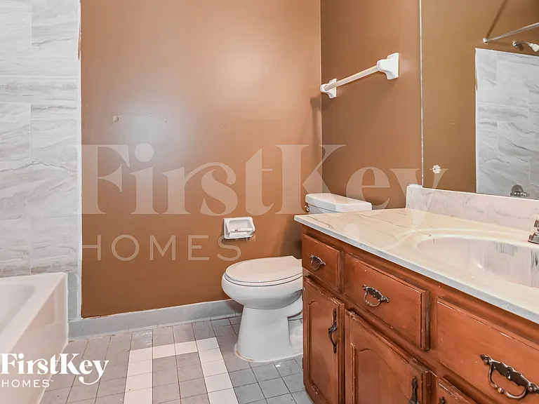 4596 Berrypick Ln S — Photo 10