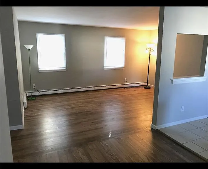 163 Landing Rd — Photo 2