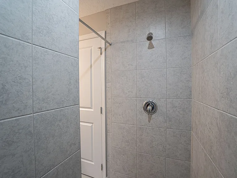 231 Reese Ct #22 — Photo 14