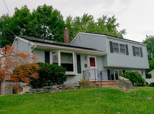 253 Burlington Ave, Spotswood, NJ 08884