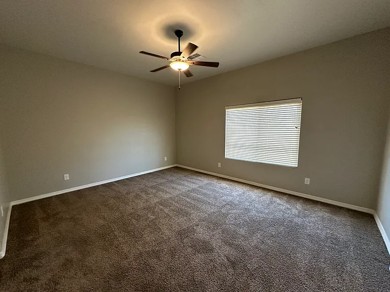 5688 E 39th Pl — Photo 13
