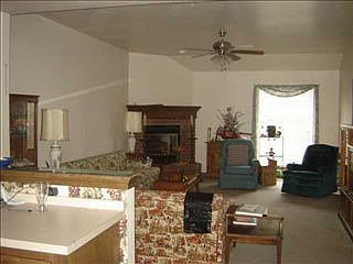 5th image of 2513 Lee Ln