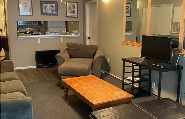 4000 SW 23rd St #5-307 — Photo 2
