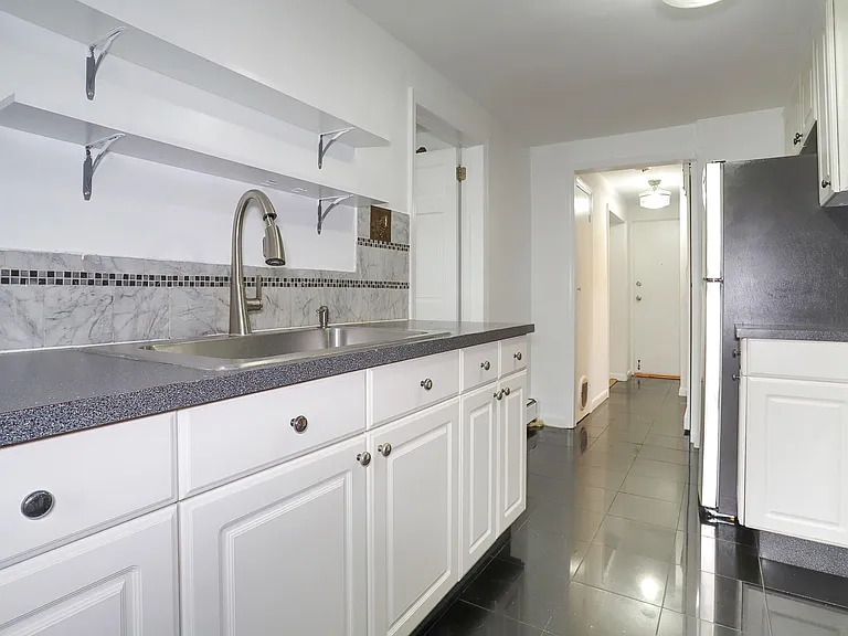 509 7th St #1 — Photo 21