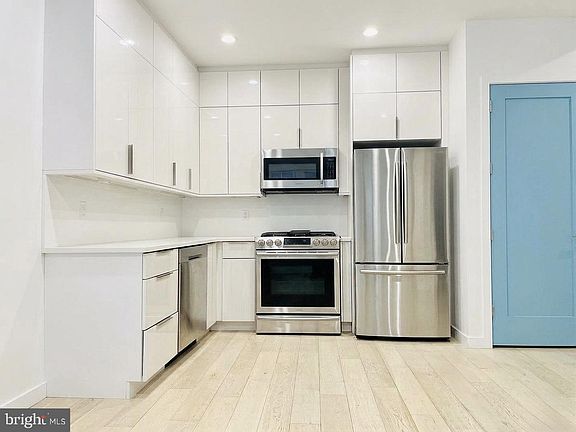 4th image of 3527 14th St NW APT 2