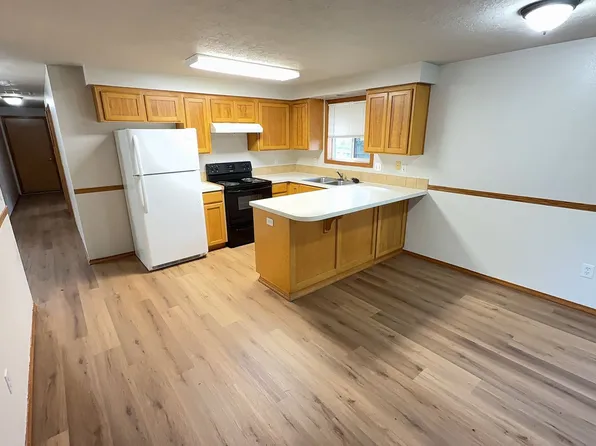4449 Samantha Ct NE, Salem, OR 97305