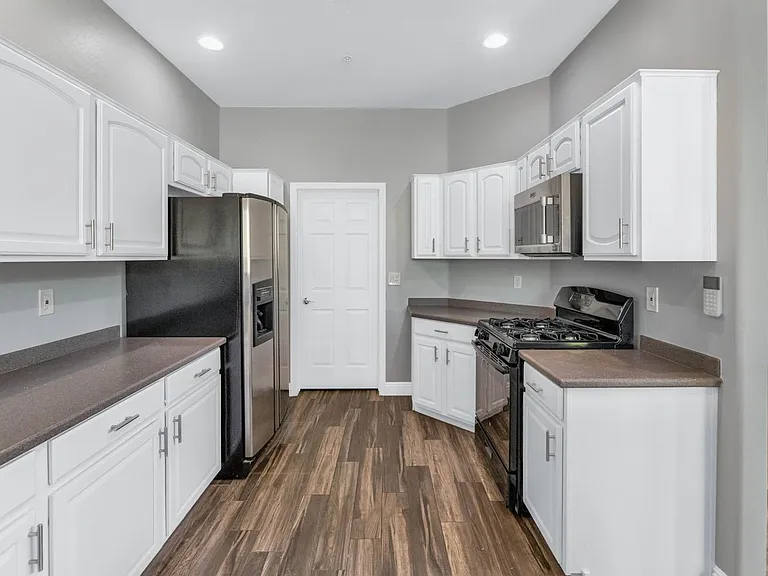 19550 N Grayhawk Dr #1062 — Photo 11