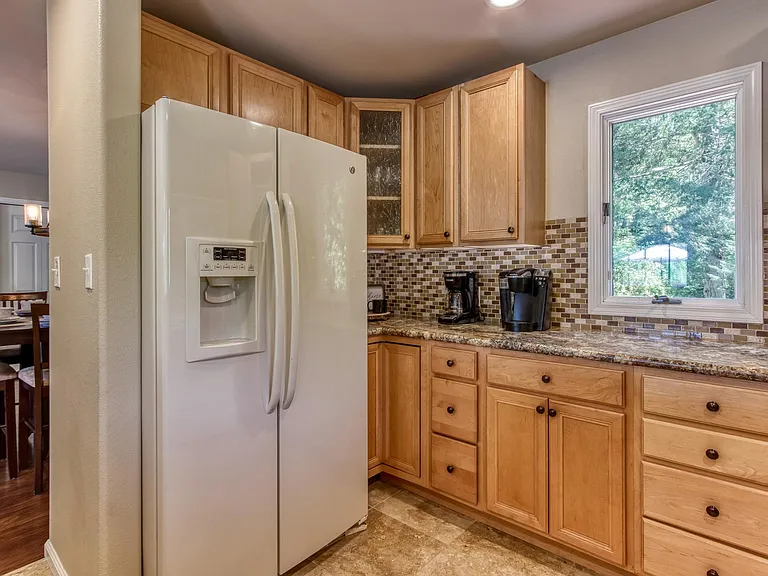 3708 Harris Mountain Way — Photo 8