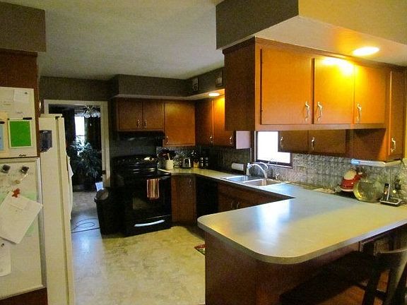 4th image of 6332 E Ash Ct