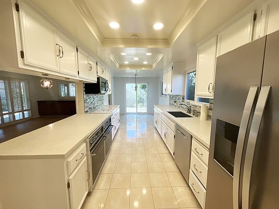 Kitchen and breakfast room
