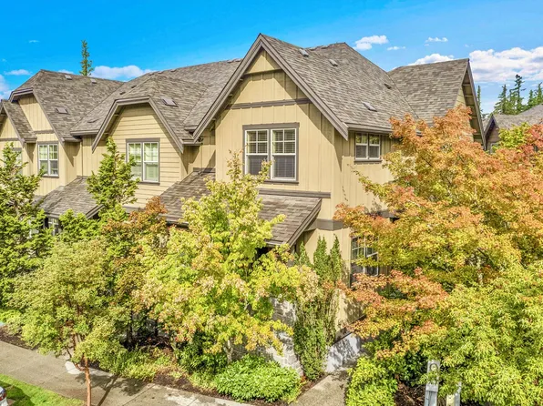 10441 SW Windwood Way, Portland, OR 97225