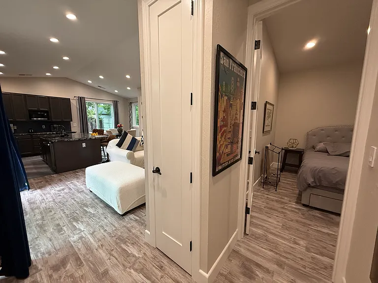 1598 Valota Rd — Photo 36
