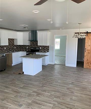 5th image of 6601 Dorian St
