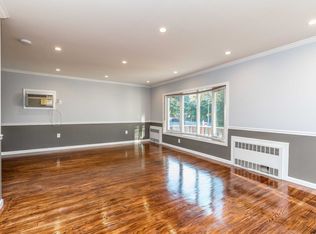 23617 130th Ave, Jamaica, NY 11422