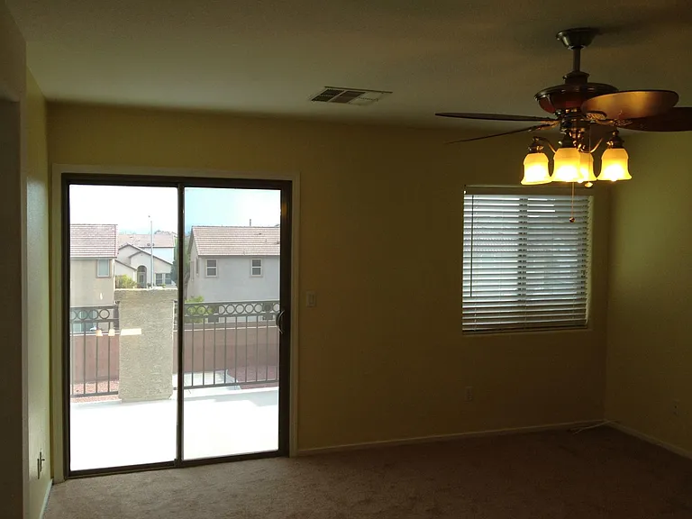 3621 Remington Grove Ave — Photo 32