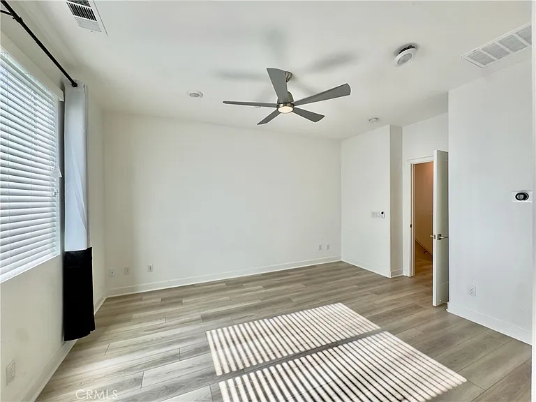 1868 S Westside Dr #28 — Photo 27