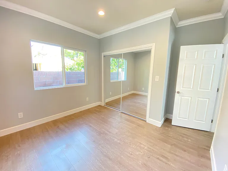 13727 La Cuarta St — Photo 11