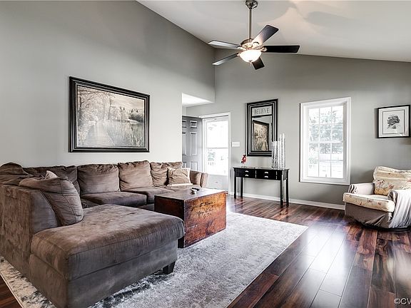 5th image of 2909 Greenway Ave