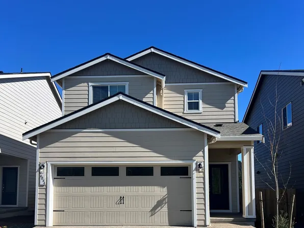 4044 SW 42nd St, Gresham, OR 97080