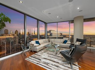 2900 McKinnon St APT 2601, Dallas, TX 75201