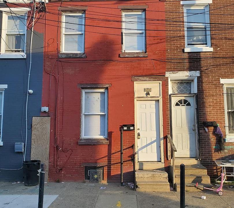 1st image of 3565 Joyce St