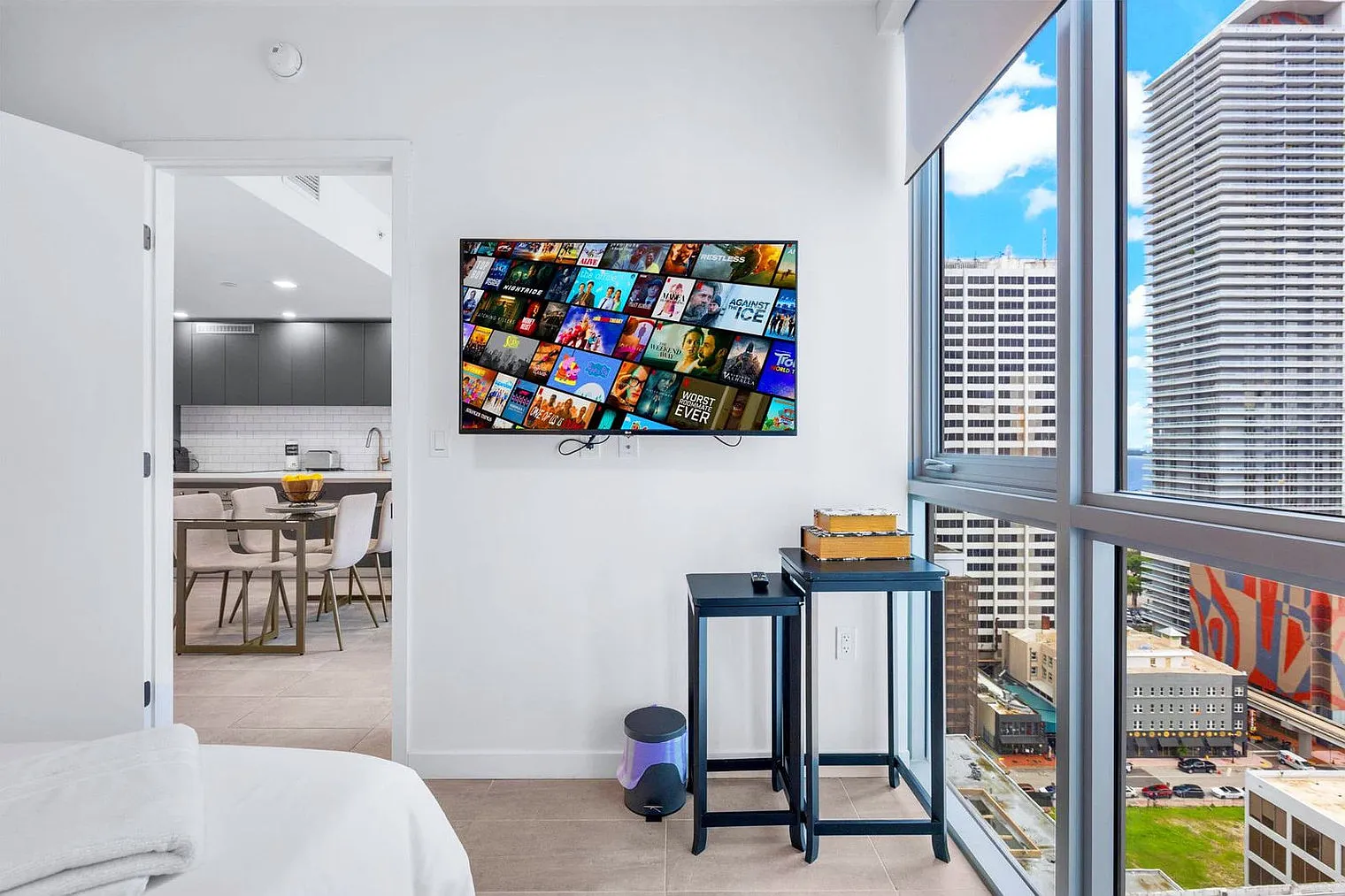 1 bed, 1.0 bath, 452 sqft, $2,979 — Photo 1