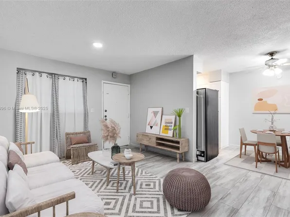 2465 SW 18th Ave APT 3208, Miami, FL 33145