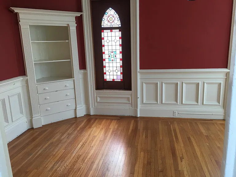 1080 Dolores St — Photo 17