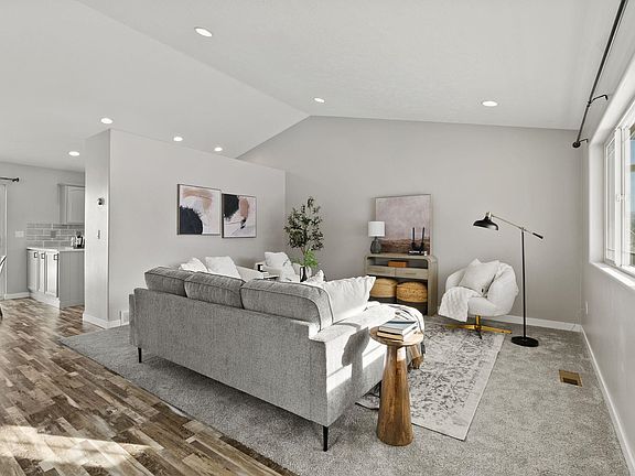 3rd image of 18219 E Crescent Dr