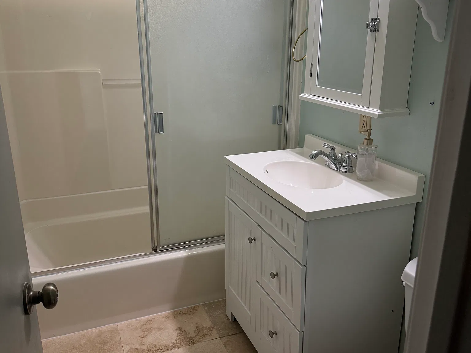 2 bed, 786 sqft, $1,650 — Photo 2