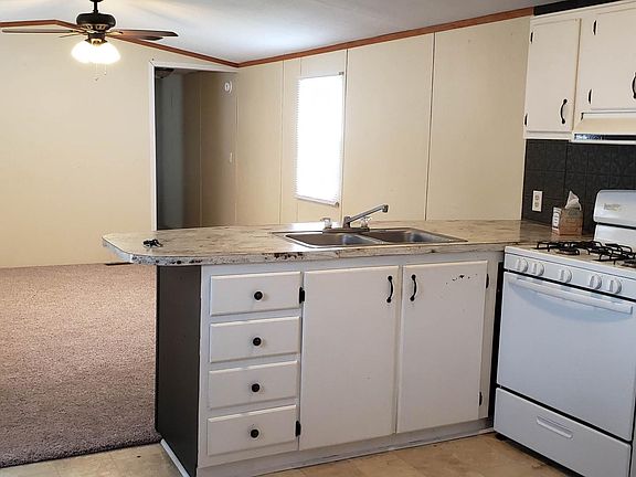 4th image of 5146 Rhine Dr