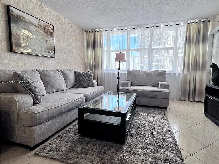 1801 S Ocean Dr #536 — Photo 4
