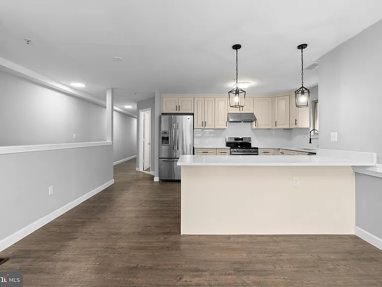 1829 Providence St NE #B — Photo 11